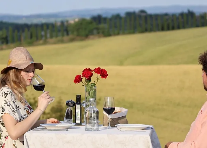 Gospodarstwo wiejskie Ca' Bianca Tuscany Relais *