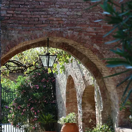 Ca' Bianca Tuscany Relais Сиена