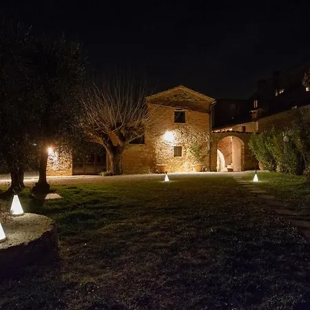 Ca' Bianca Tuscany Relais Сиена